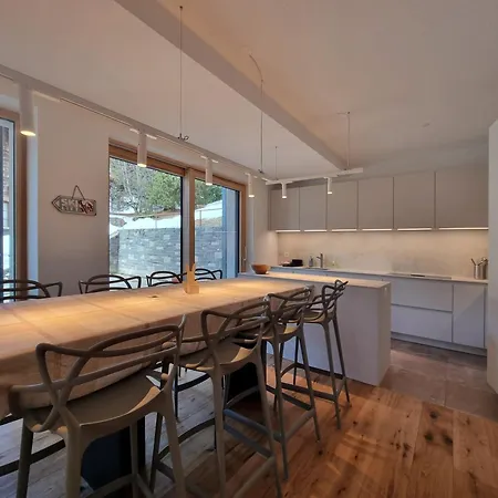 Riverside 1st Floor South Διαμέρισμα *