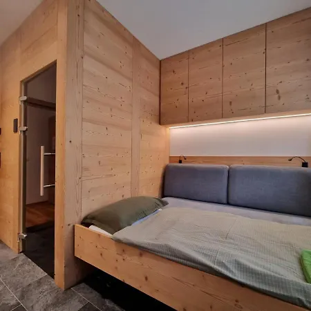 Riverside 1st Floor South Apartment Saas-Fee